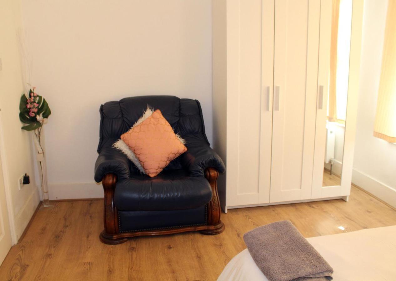 Cozy Rooms Or Apartment In London Townhouse Fast Links To Central Londres Exterior foto